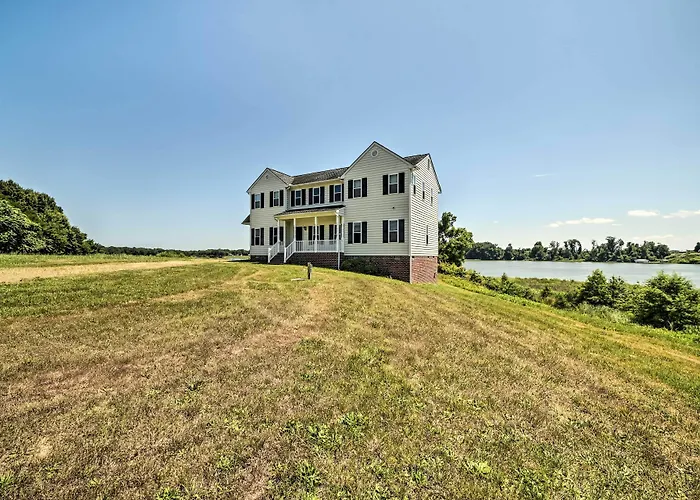 Waterfront Montross Home W/ Private Boat Slip!
