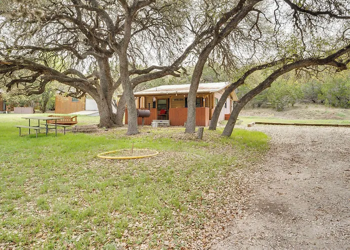 'Cabana Luna' Cabin W/ Deck, Swing & Fire Pit!