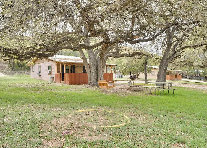 'Cabana Luna' Cabin W/ Deck, Swing & Fire Pit!
