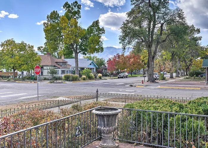 Historic Canon City Home: Hot Tub & Fenced Yard