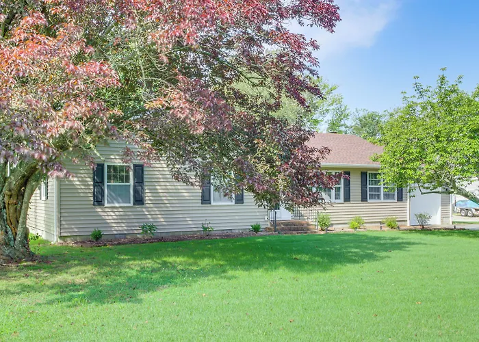Waterfront Retreat < 4 Mi To Dtwn Cambridge!