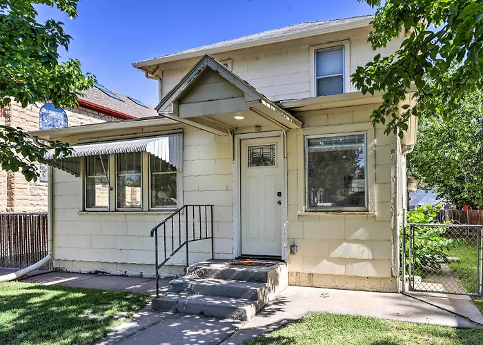 Charming Downtown Fruita Home: Hike & Explore