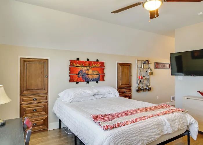 Gunnison Studio W/ Shuttle: 30 Mi To Crested Butte