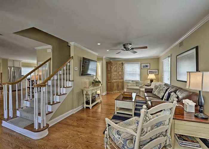 Lavallette House W/ Fenced Yard & Gas Grill!