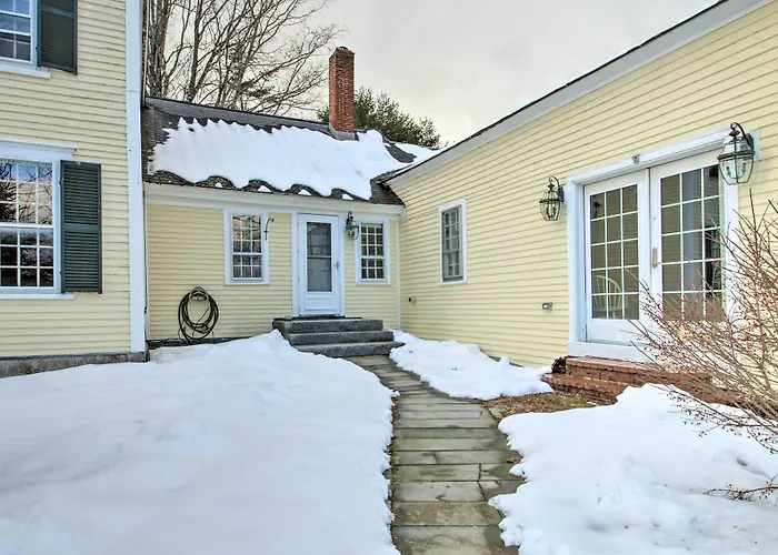 Historic Bradford Home - 8 Mi To Mount Sunapee!