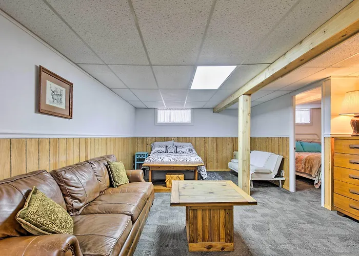 Lakefront Mercer Home: Private Dock & Kayaks!