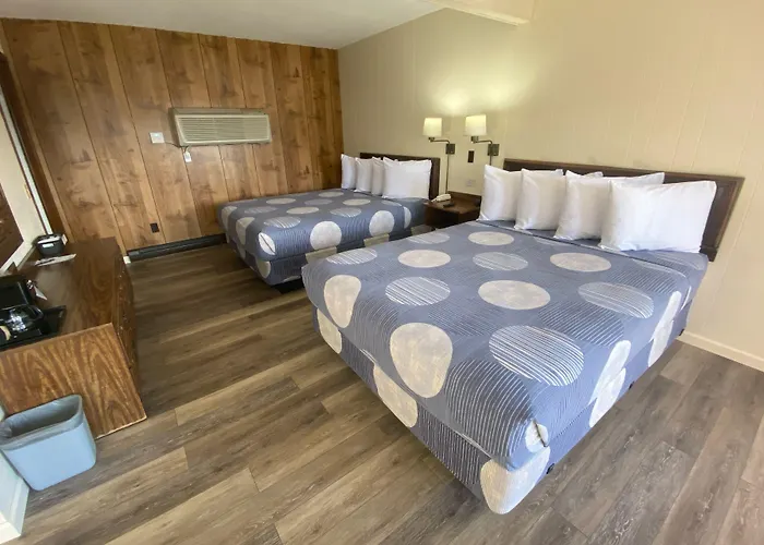 Waterway Inn