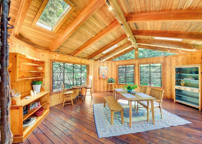 Unique Nordman Retreat 1 Mi To Priest Lake!