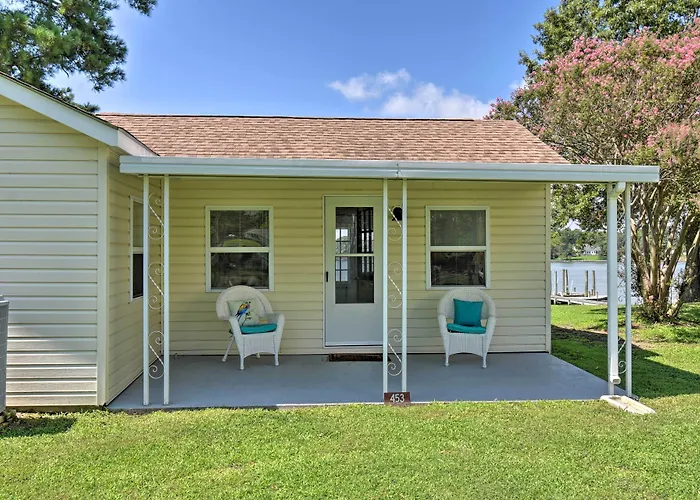 Romantic Waterfront Abode With Patio & Dock!