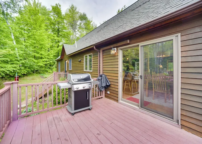 Rustic North Creek Getaway ~ 4 Mi To Gore Mtn!