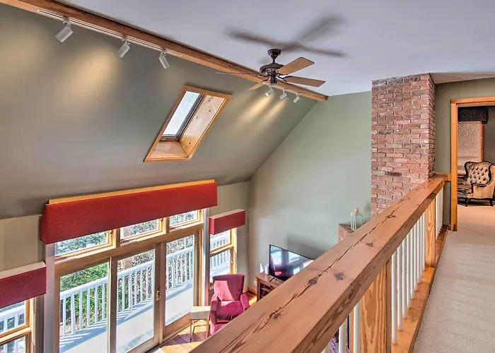 Wooded Waterfront Grantham Home < 10 Mi To Ski!