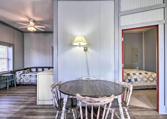 Bungo Creek Retreat W/ Multi-Use Trails & A Creek