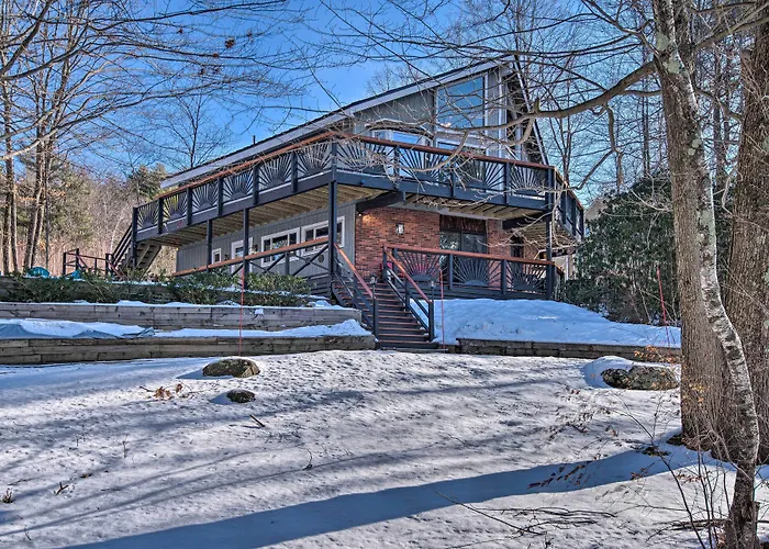 Pet-Friendly Gilford Home By Gunstock Ski Mountain