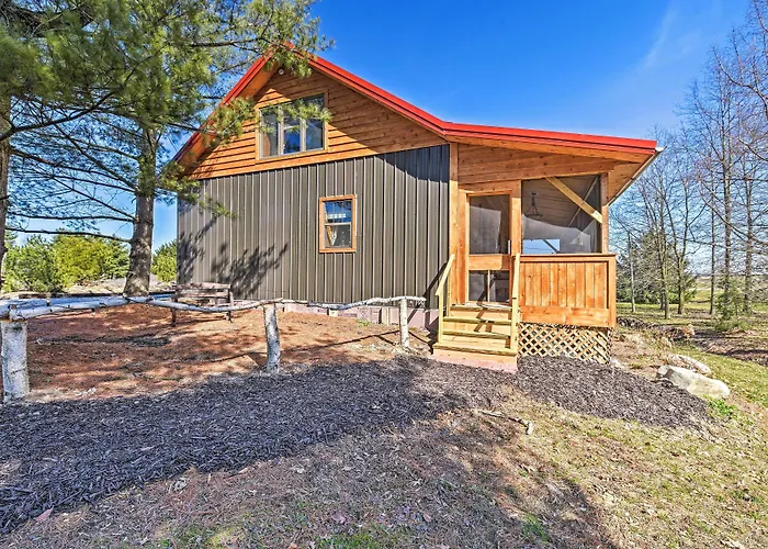 'Honey House Cabin' - A Quiet Countryside Retreat!