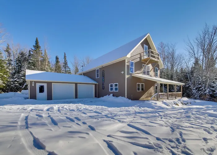 'Rangeley Retreat' Cabin-Style Home: Lake Access
