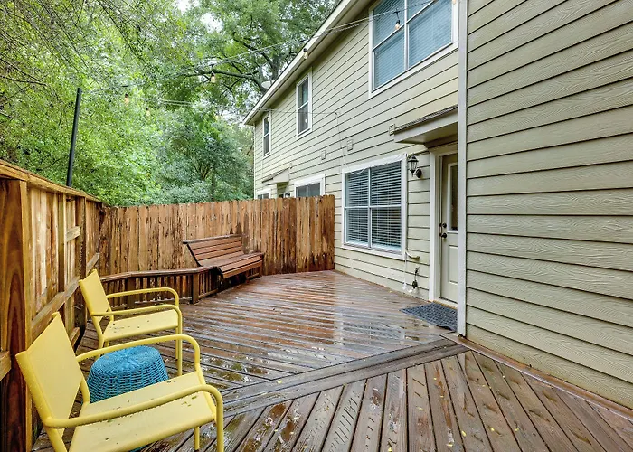 Modern Woodlands Townhome W/ Spacious Yard & Patio