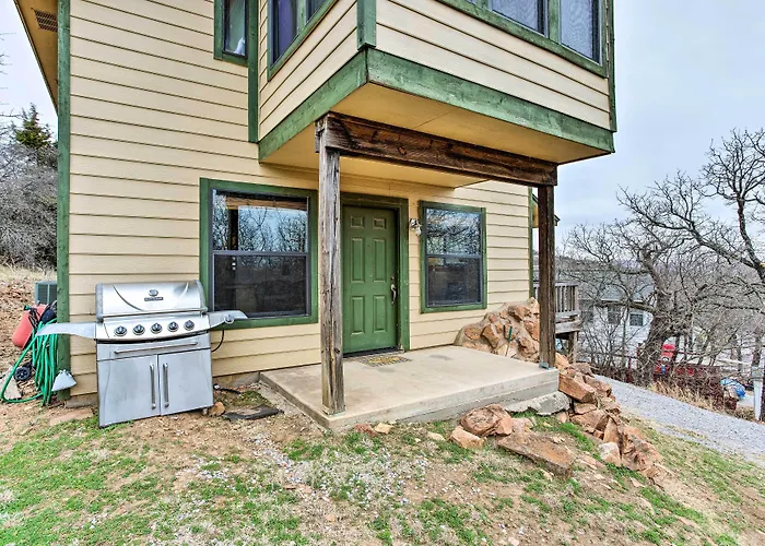 Medicine Park Cabin Rental W/ Mountain View