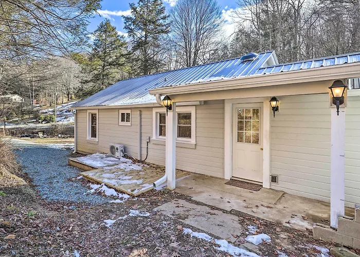 Quaint Appalachian Getaway ~ 2 Mi To Boone!