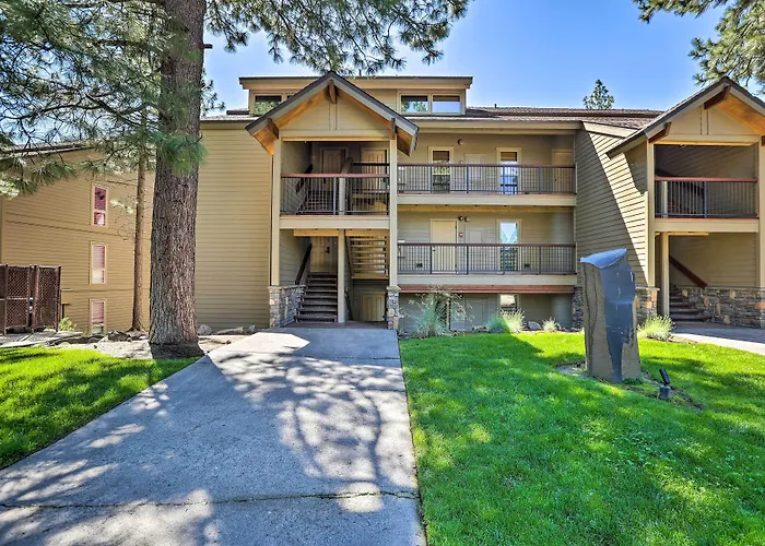 Resort Condo Retreat ~ 6 Mi To Downtown Bend!