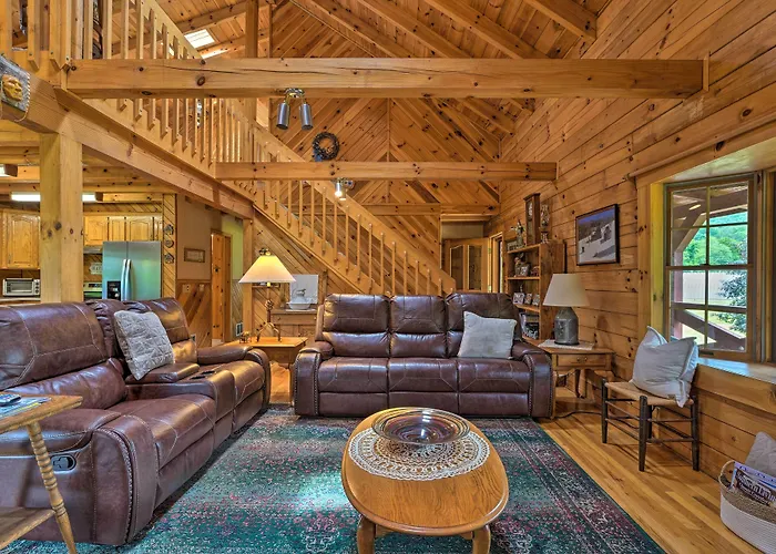 Pet-Friendly Canton Cabin W/ Porch + Grill!