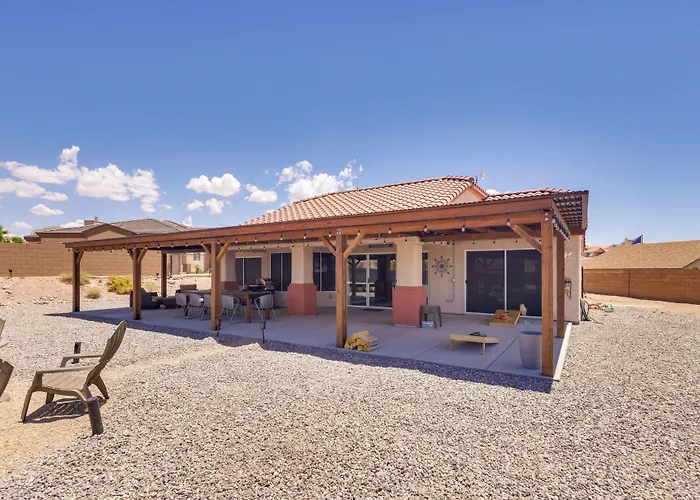 Bullhead City Oasis W/ Fire Pit + Mtn View!