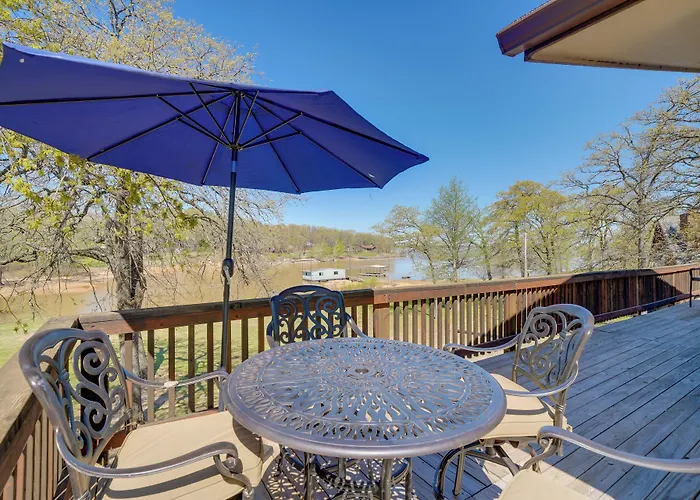 Spacious Vacation Rental Home On Eufaula Lake!