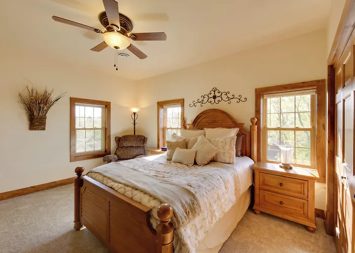 'Mcjugger'S Loft:' Walk To Lake, Park, Restaurants