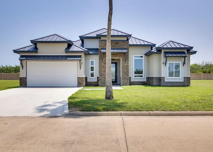 Picturesque Texas Gulf Coast Home In Port Isabel!