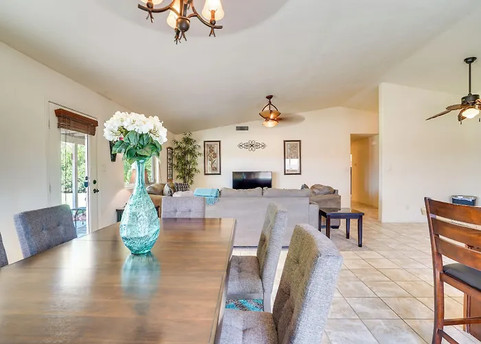 Yuma Family Home W/ Covered Patio + Grill!