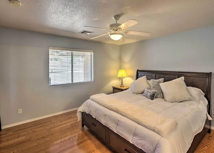 Lake Havasu City Home W/ Patio ~ 3 Mi To Lake