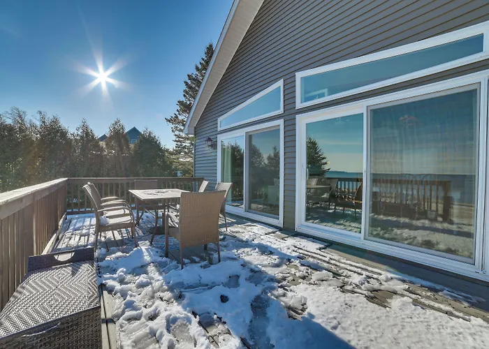 St. Ignace Cottage W/ Deck & Beach On Lake Huron!