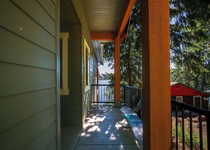 Loon Lake Waterfront Retreat: 2 Decks & Dock!