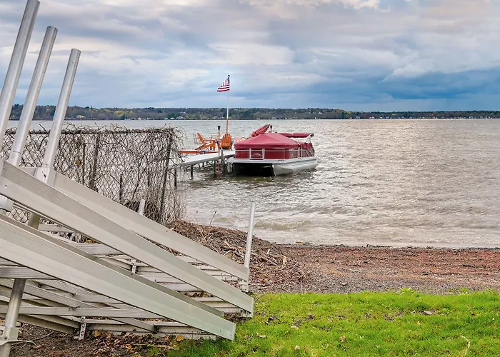 Saratoga Springs Vacation Rental W/ Lake Views!