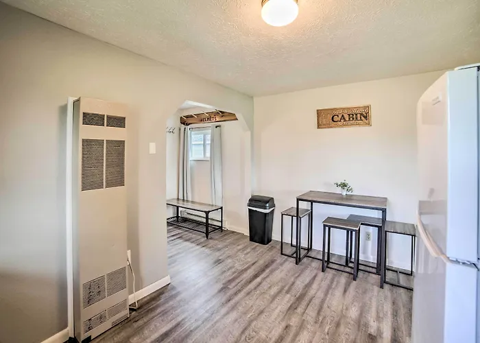 Pet-Friendly & Peaceful Northern Michigan Gem