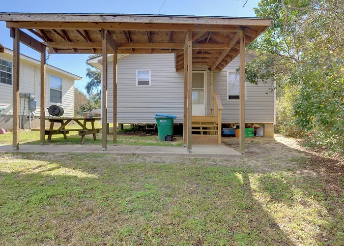 Stunning Gulfport Getaway ~ 1 Mi To The Beach