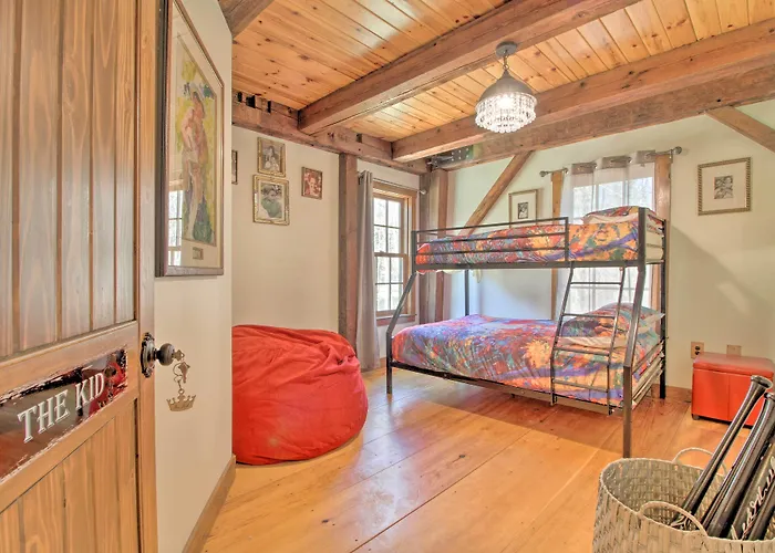 Timeless Red Sox Retreat W/ Scenic Mountain Views!