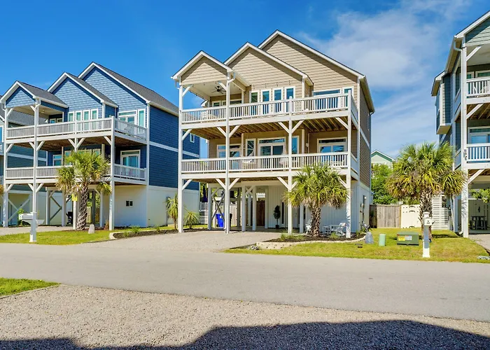 Modern Surf City Beach House W/ Hot Tub!