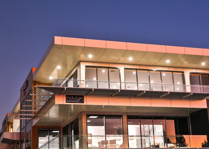 Indulge Apartments - City View Penthouses