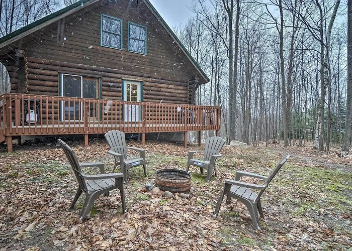 Secluded Gaylord Cabin W/ Deck, Fire Pit & Grill!
