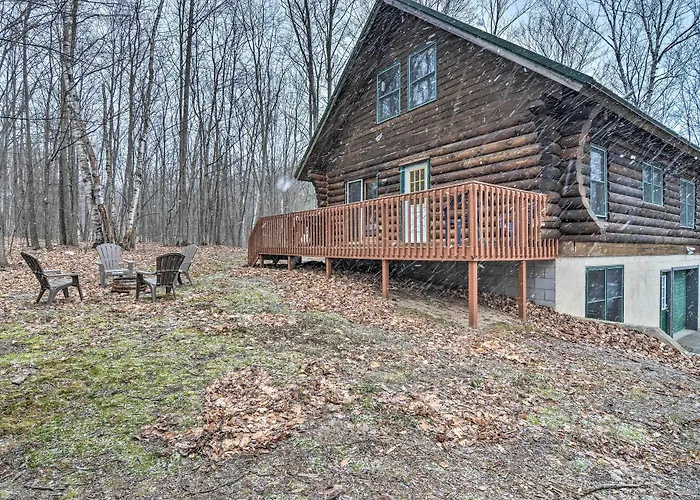Secluded Gaylord Cabin W/ Deck, Fire Pit & Grill!