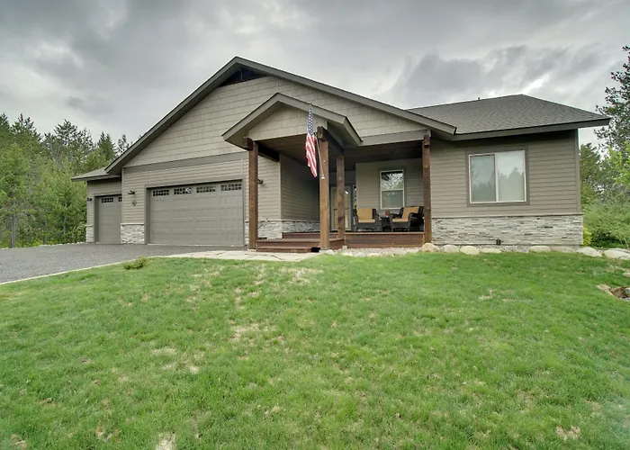 Donnelly Vacation Rental Near Lake Cascade!