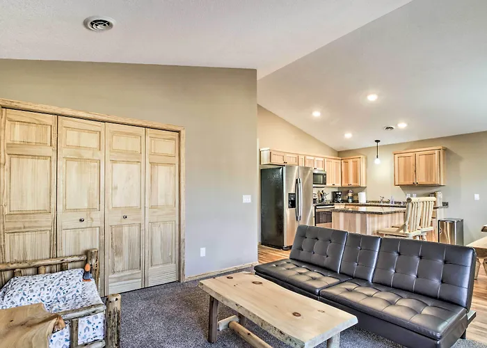 Breezy Point Cabin W/ Fire Pit - Walk To Lake