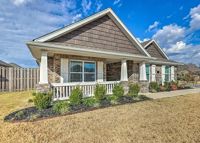 Fayetteville Home: Near University & Biking Trails