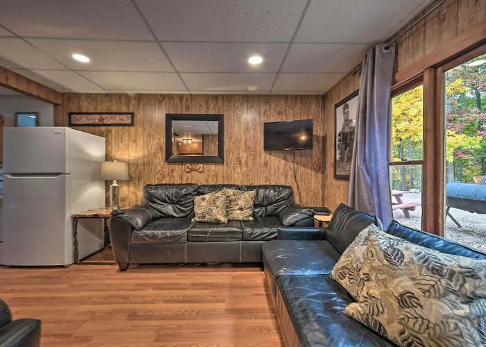 'James West' Apt W/ 50 Acres Near Raystown Lake