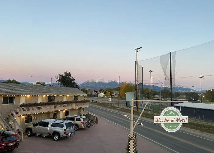 Woodland Motel