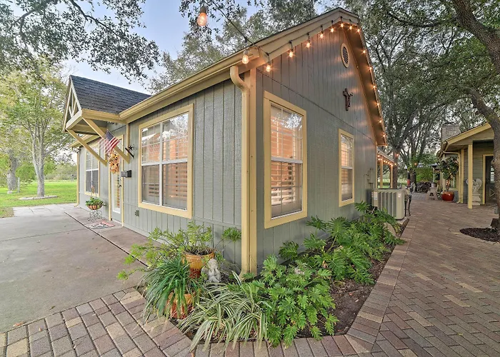 Casa De Samuel - Patio, Fountain & Outdoor Kitchen