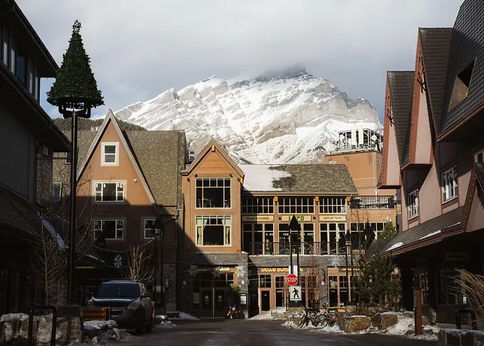 Basecamp Suites Banff