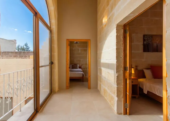 Naduri, Beautiful Gozitan Villa Plus Pool - Happy Rentals