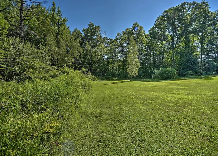 Modern Studio < 13 Mi To Saratoga Racetrack!