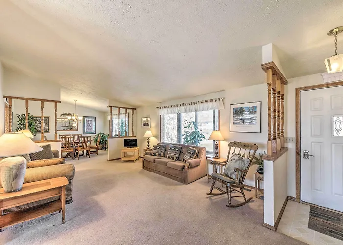 Mountain-View Buena Vista Home: 1 Mile To Main St!